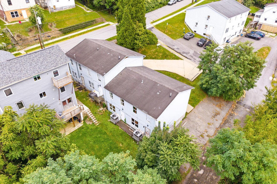 More Photos Of 409 McLane Avenue, Morgantown Apartments For Sale