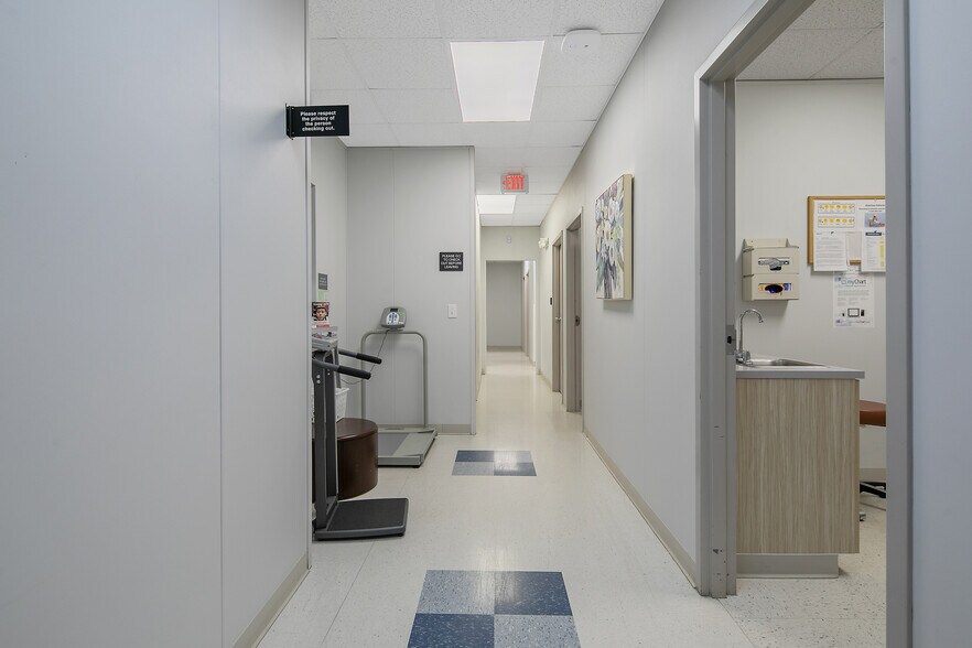 More Photos Of 7 E Duncan St, Lillington Medical For Sale