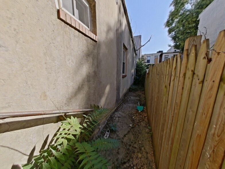 More Photos Of 2041 N 15th St, Philadelphia Apartments For Sale