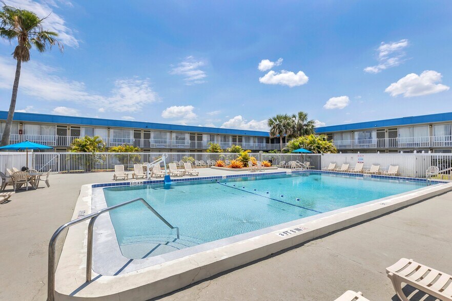 More Photos Of 3755 Cheney Hwy, Titusville Hotel For Sale