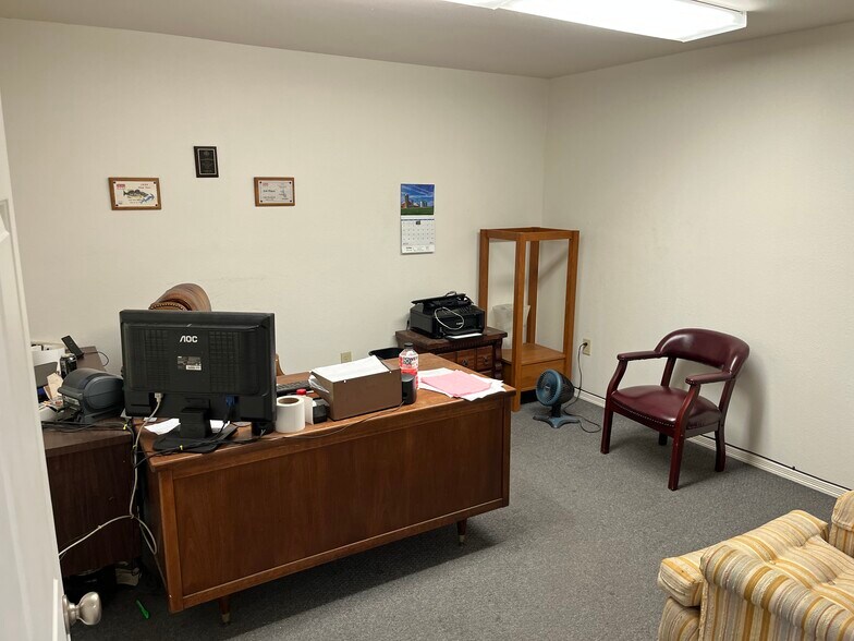 More Photos Of 1470 Champion Rd, Terrell Industrial For Lease