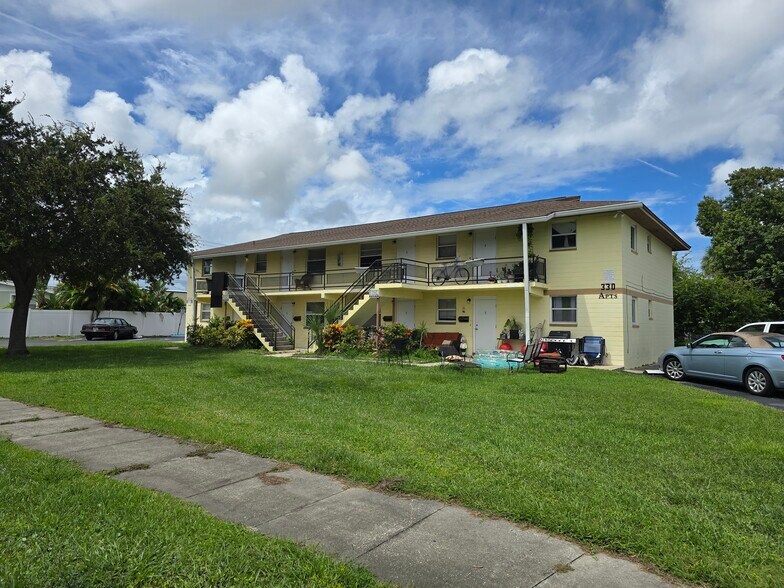 More Photos Of 330 Orange Blossom Dr, Daytona Beach Apartments For Sale