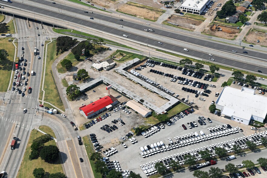 More Photos Of 1199 S Mill St, Lewisville Hotel For Sale