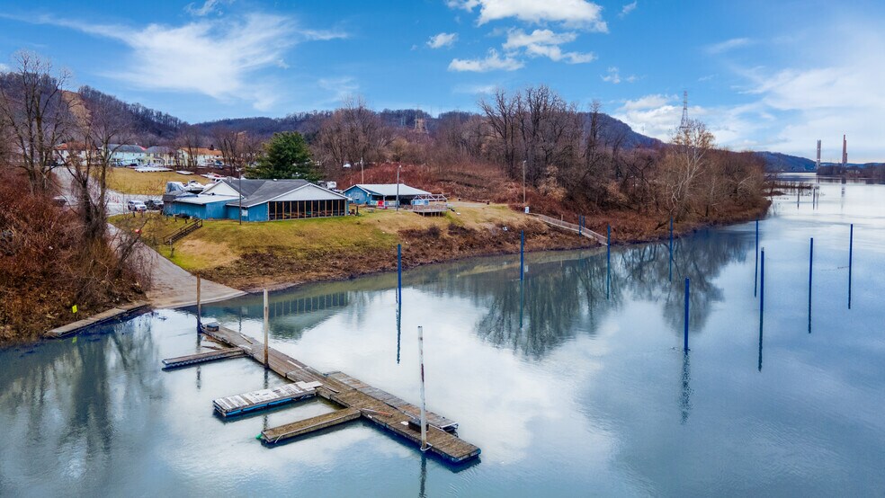 Primary Photo Of 1200 N River, Toronto Marina For Sale