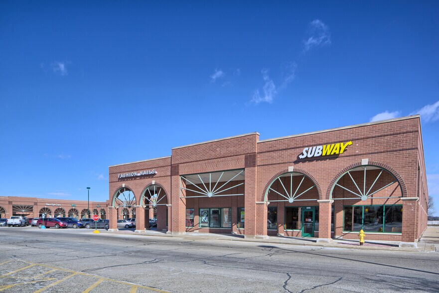 More Photos Of 4844-4986 Hononegah Rd, Roscoe General Retail For Sale