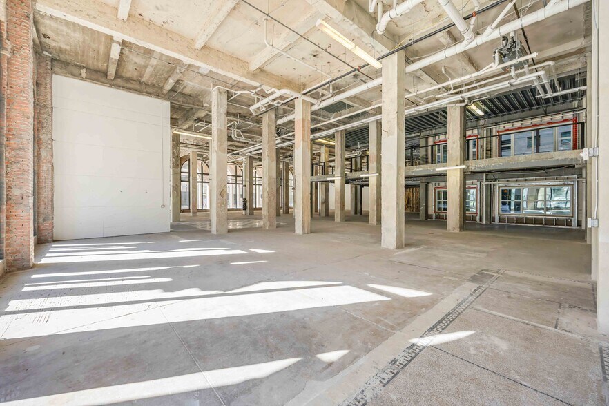 More Photos Of 1111 Rusk St, Houston Apartments For Lease