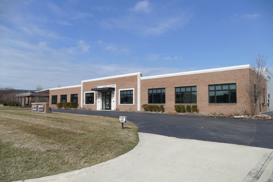 More Photos Of 2718 Industrial Row Dr, Troy Office For Lease