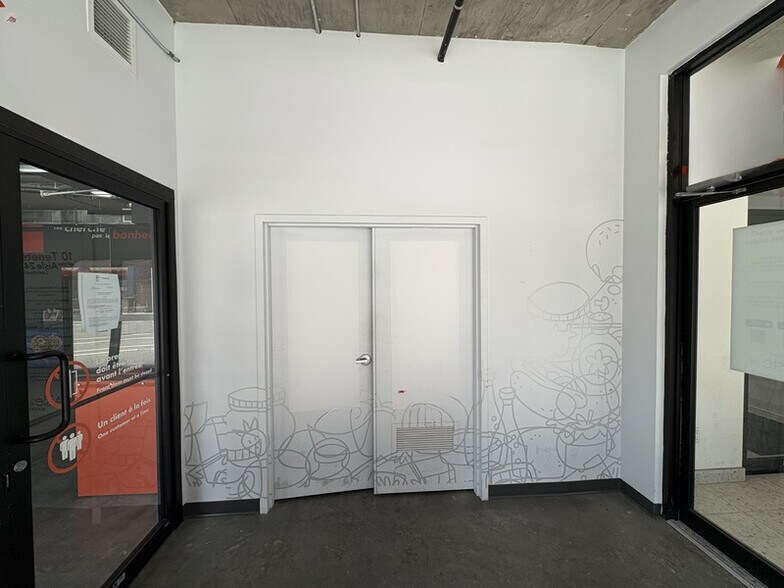 More Photos Of 1705-1777 William Rue, Montréal Apartments For Lease