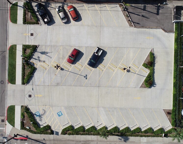 More Photos Of 2100 Market St, Galveston Parking Garage For Sale