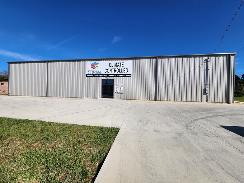 More Photos Of 123 Pope Rd, Morristown Specialty For Sale