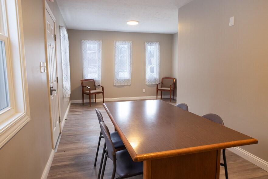 More Photos Of 1200 Main St, Lafayette Storefront Retail Office For Lease