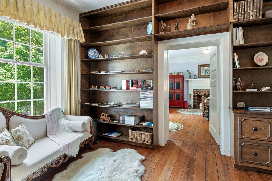 More Photos Of 252 David Bruce Ave, Charlotte Court House Hospitality For Sale