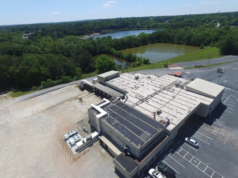 More Photos Of 635 Kingsbridge Rd, Carrollton Distribution For Lease