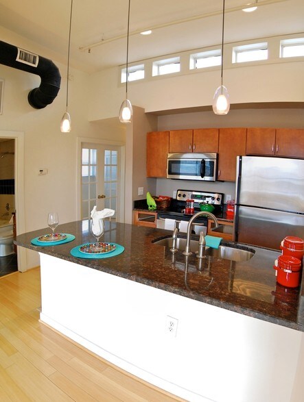 More Photos Of 17 N 18th St, Richmond Apartments For Lease