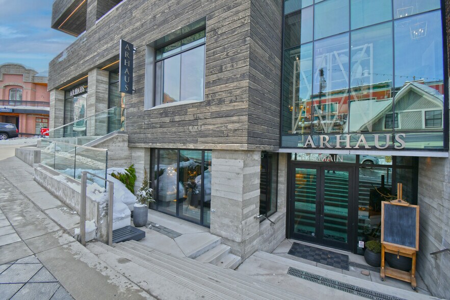 More Photos Of 639 Main St, Park City General Retail For Lease