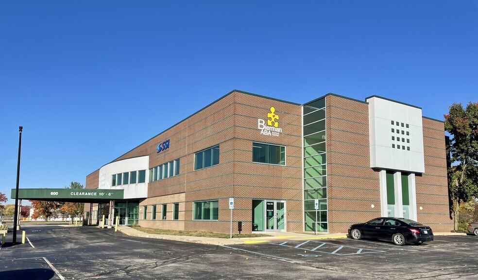 More Photos Of 5250 E US Highway 36, Avon Medical For Lease