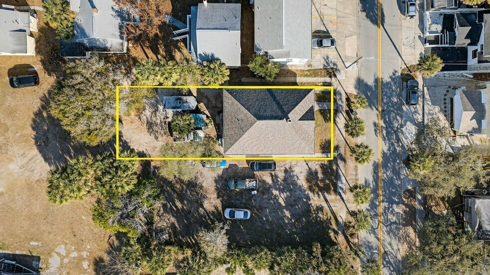 More Photos Of 212 S Oleander Ave, Daytona Beach Apartments For Sale