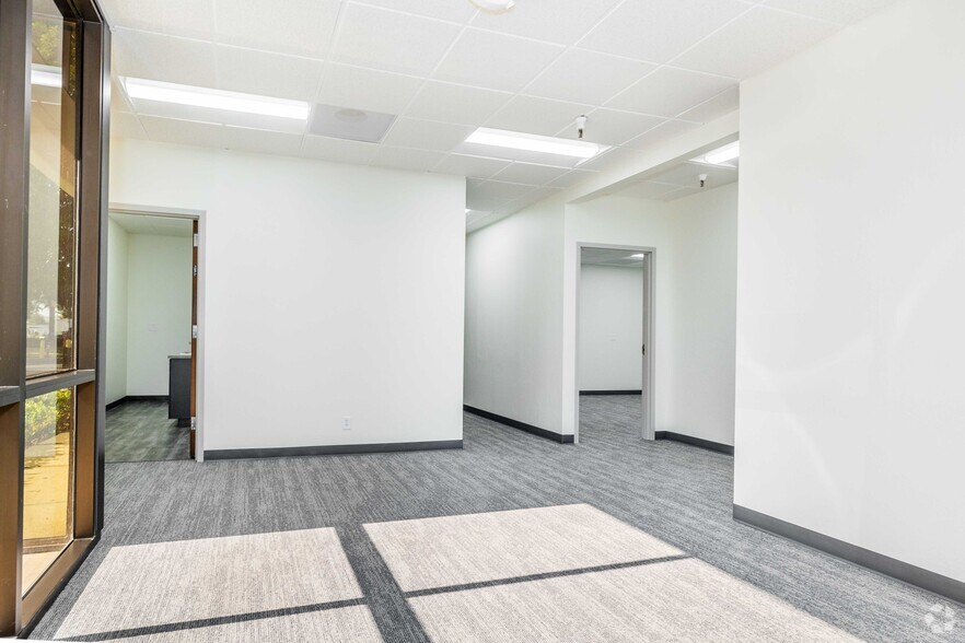 More Photos Of 2286-2298 Tripaldi Way, Hayward Unknown For Lease