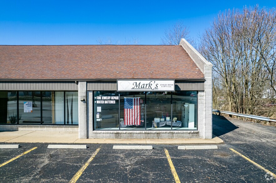 More Photos Of 16761 Saint Clair Ave, East Liverpool Unknown For Lease