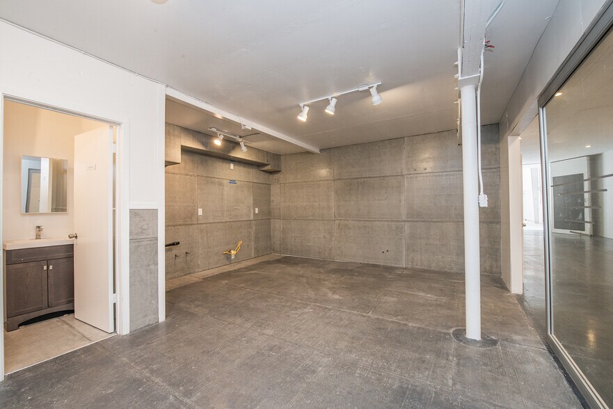 More Photos Of 577 Shotwell St, San Francisco General Retail For Sale