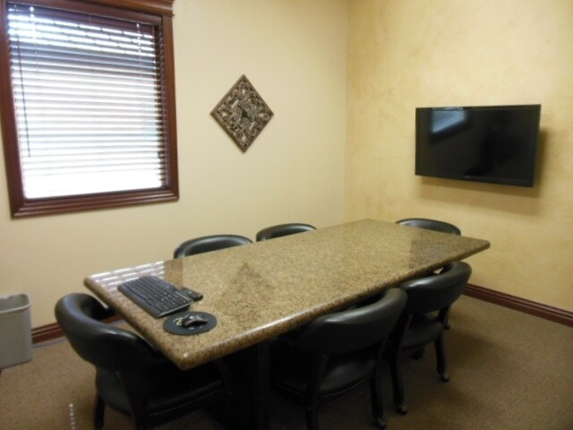 More Photos Of 5987 W State St, Boise Office For Lease