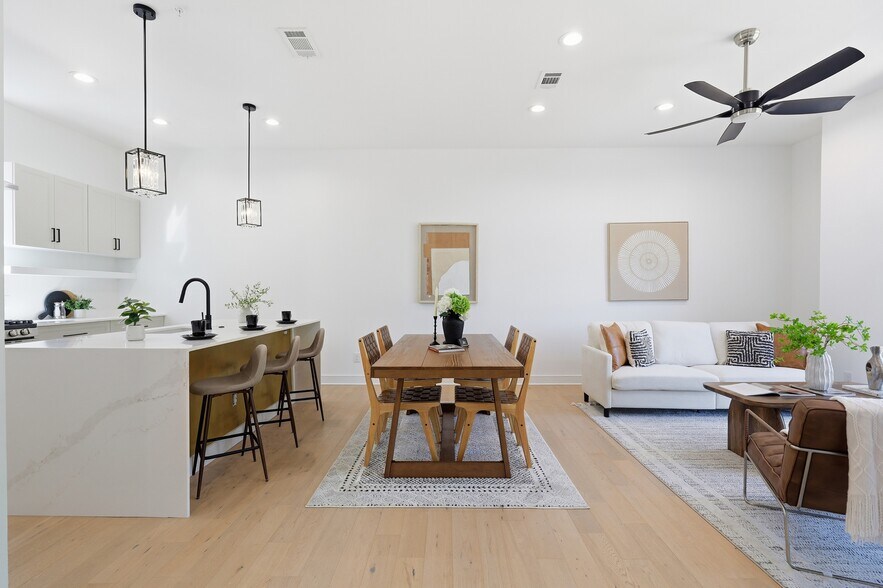 More Photos Of 2631 Kirby st, Dallas Multifamily For Sale