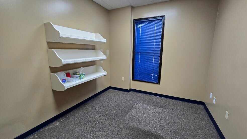 More Photos Of 100 W National Rd, Englewood Medical For Sale