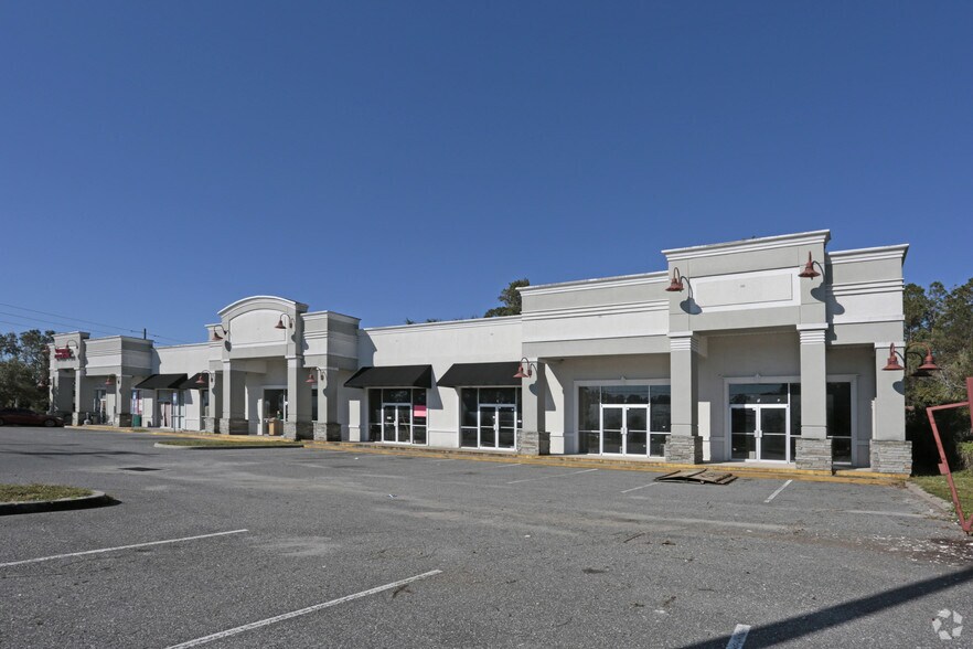 More Photos Of 12205 W Beaver St, Jacksonville Unknown For Lease