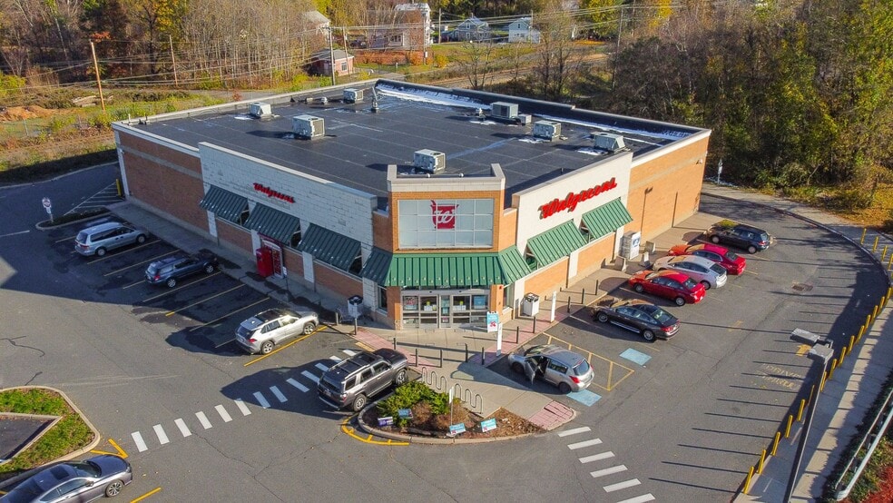 More Photos Of 225-243 King St, Northampton Unknown For Lease