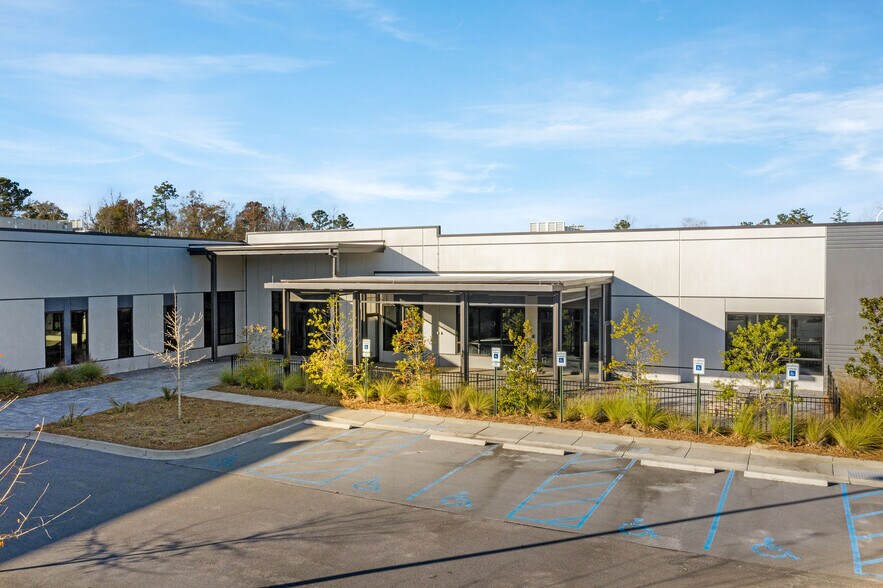 More Photos Of 3450 Ingleside Blvd, North Charleston Office For Lease