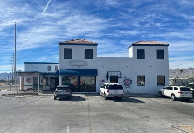 More Photos Of 1371 Hancock Rd, Bullhead City General Retail For Sale