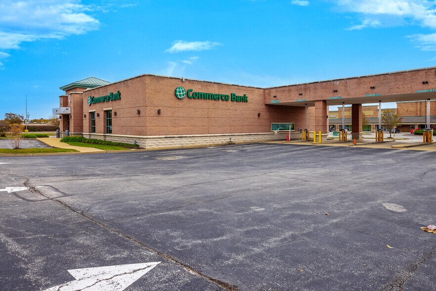 More Photos Of 8266 N Lindbergh Blvd, Florissant Unknown For Lease