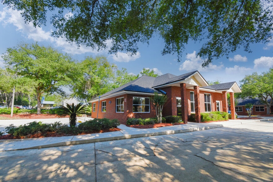 More Photos Of 1555 Kingsley Ave, Orange Park Office For Sale