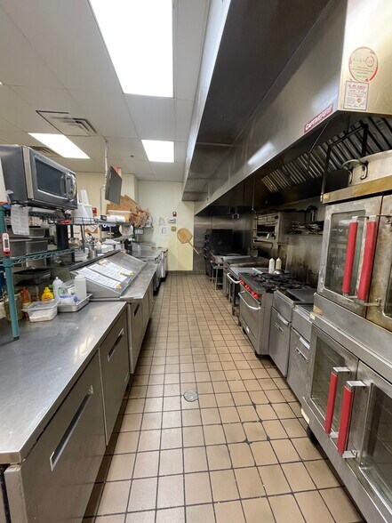 More Photos Of 101 Franks Rd, Marengo Bowling Alley For Lease