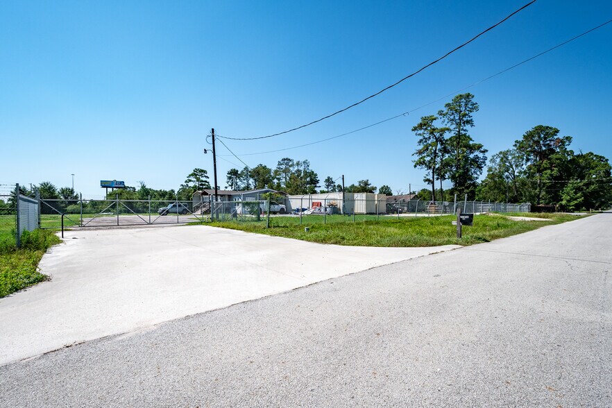 More Photos Of 21456 W Knox Dr, Porter Land For Sale