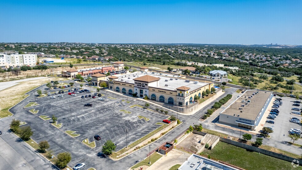 More Photos Of 21044 N US-281 Hwy, San Antonio Unknown For Lease