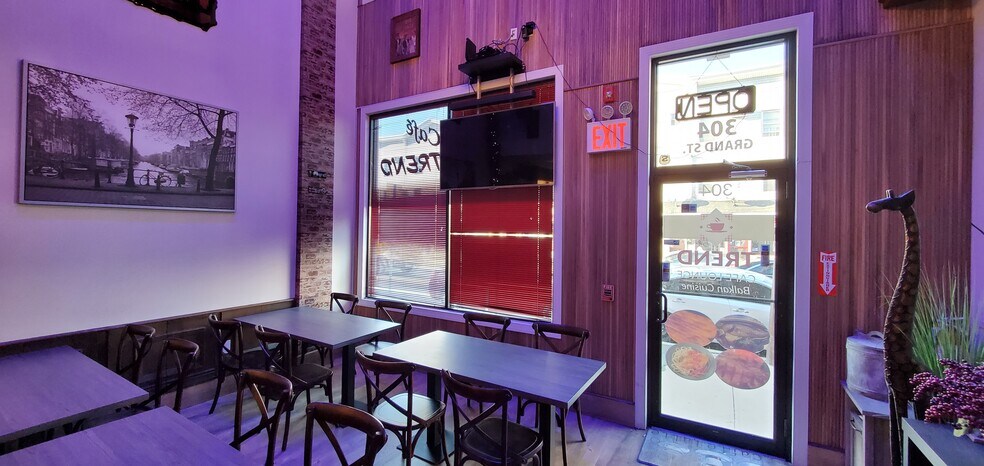 More Photos Of 300-304 Grand St, Paterson Restaurant For Lease