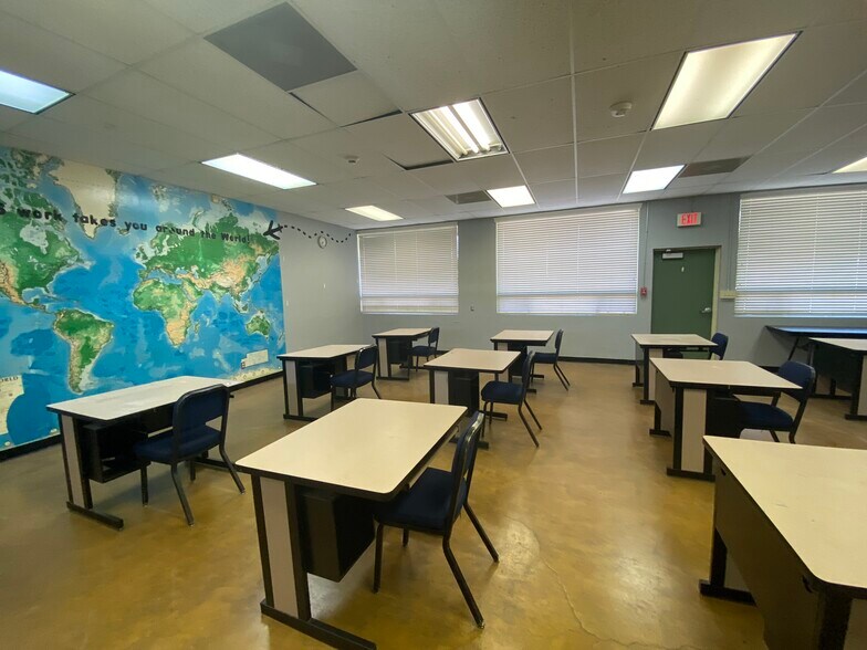 More Photos Of 630 W 17th Pl, Tempe Schools For Lease