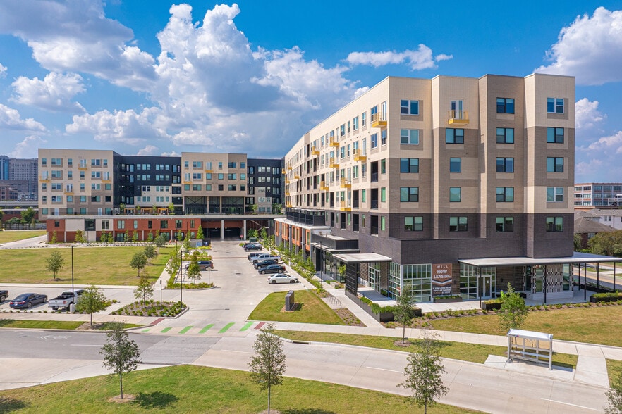 More Photos Of 2315 Navigation Blvd, Houston Unknown For Lease