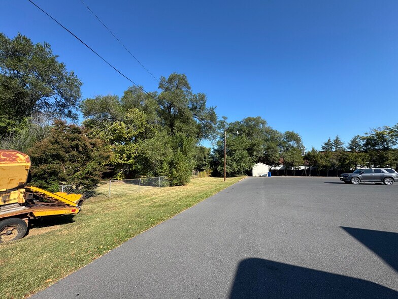 More Photos Of 508 N Commerce Ave, Front Royal Bank For Sale