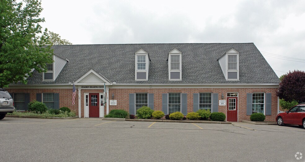 Primary Photo Of 512 E Washington St, Chagrin Falls Office For Lease