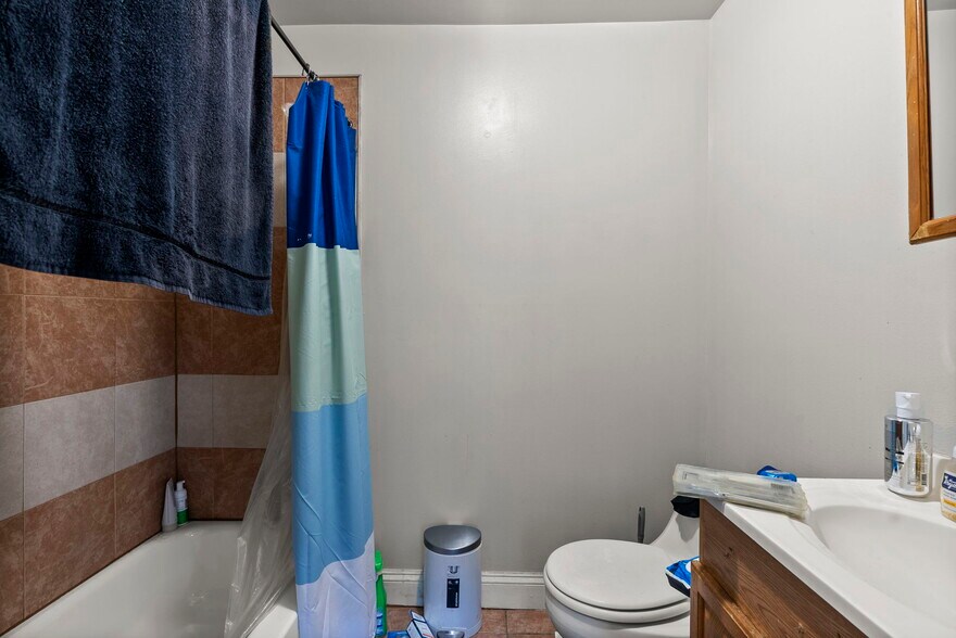 More Photos Of 1433 W Lombard St, Baltimore Multifamily For Sale