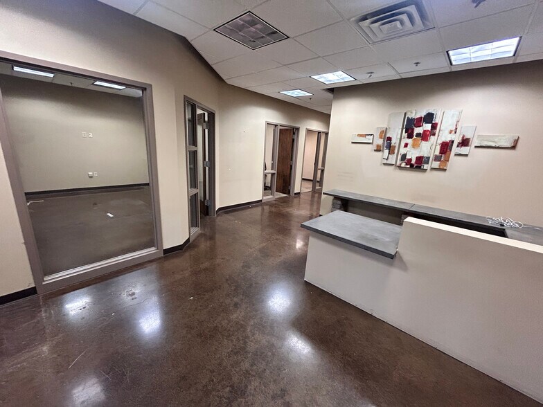 More Photos Of 10650 County Rd 81, Maple Grove Industrial For Lease