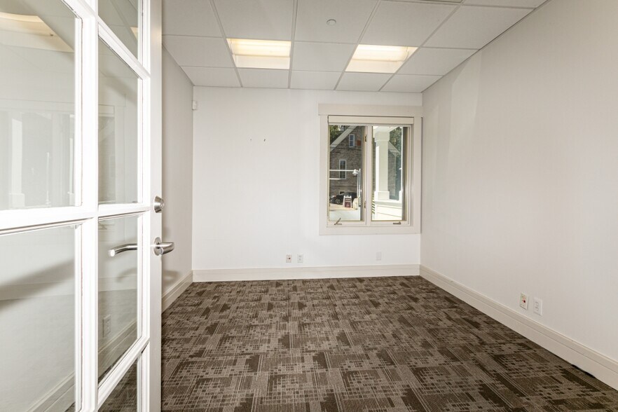 More Photos Of 537 Main St, Park City Storefront Retail Office For Lease