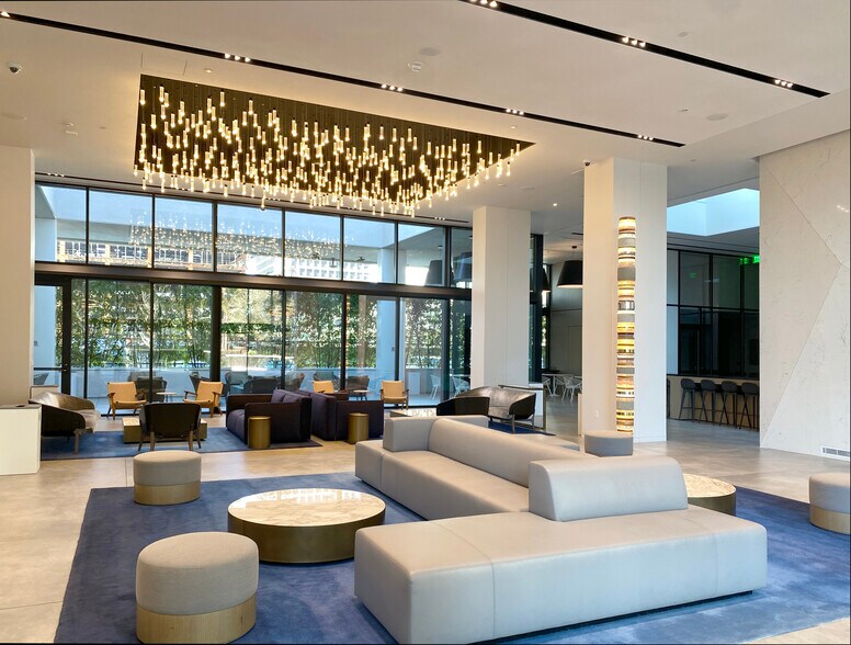 More Photos Of 1925 Century Park E, Los Angeles Office For Lease