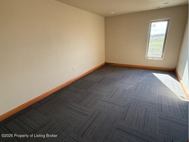 More Photos Of 3805-129f Southwest Ave, Belfield Flex For Lease