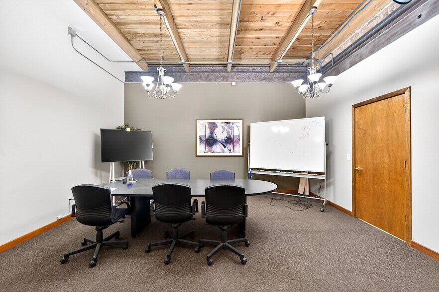 More Photos Of 510 College Ave, Racine Storefront Retail Office For Sale