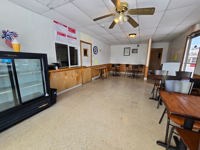 More Photos Of 365 E Main St, Waterloo Town Restaurant For Sale