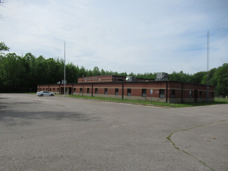 More Photos Of 6525 Highway 22, Dresden Specialty For Sale