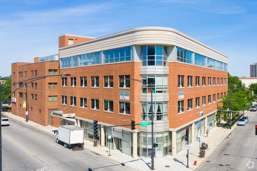 Primary Photo Of 840 W Irving Park Rd, Chicago Medical For Lease